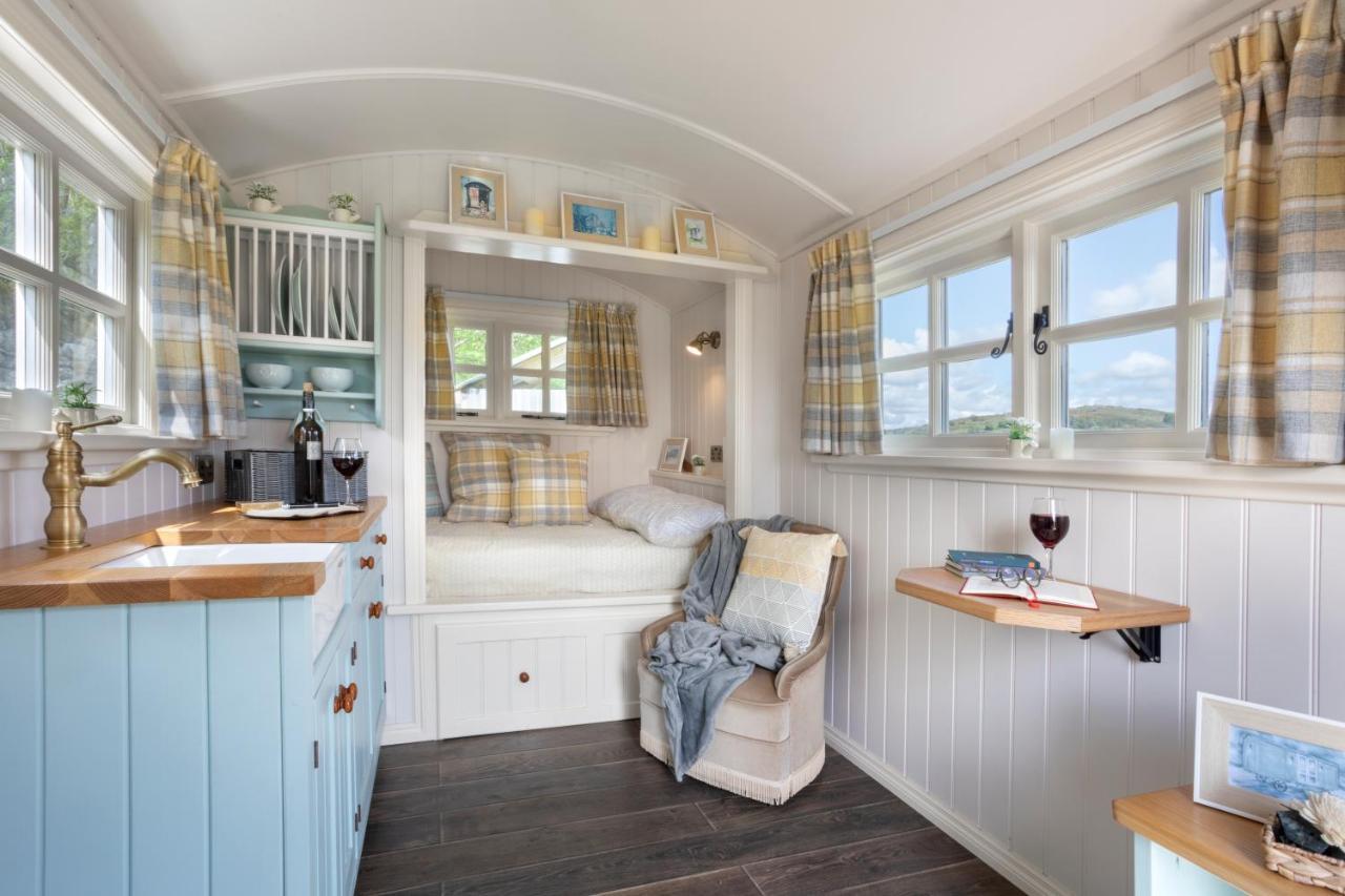 The Heron Shepherds Hut At Lyth Valley Brigsteer Exterior foto